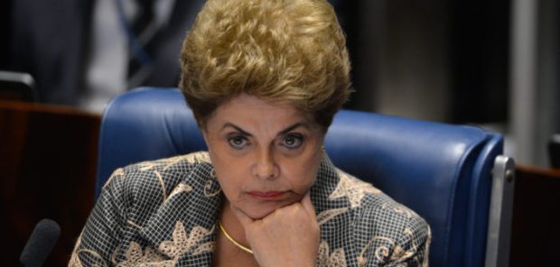 Dilma faz sua defesa no plenário do Senado - 3